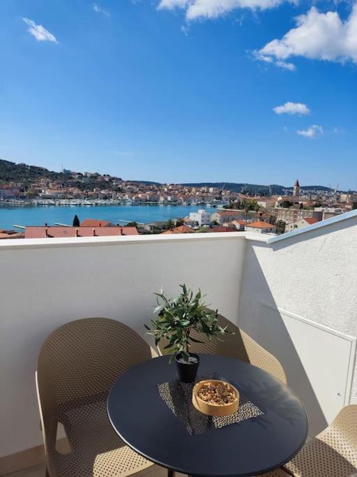 Bird View Apartment Carlissima 特罗吉尔 外观 照片
